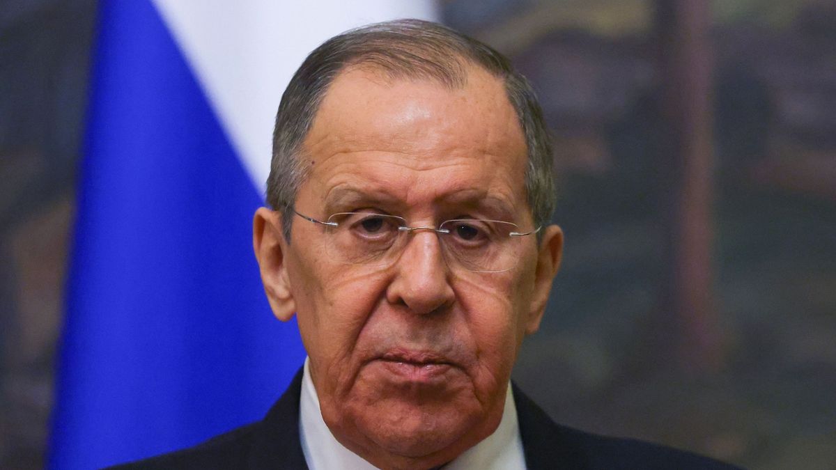 Lavrov: Mírová mise NATO na Ukrajinu by byla přímou konfrontací s Ruskem